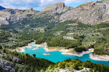 Guadalest Gölü (İspanyolca: 