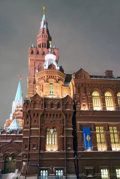 Nacht panorama van State Historic Museum — Stockfoto