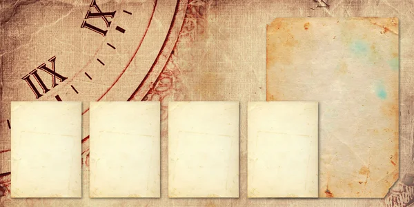 Старий старовинний альбом з паперовими листівками — стокове фото