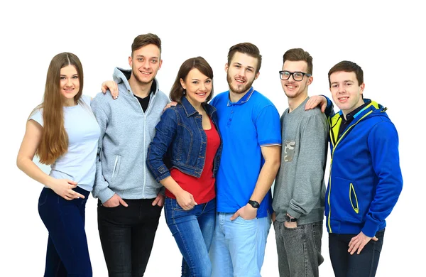 Grupo de amigos sorrindo ficar juntos e olhando para a câmera — Fotografia de Stock