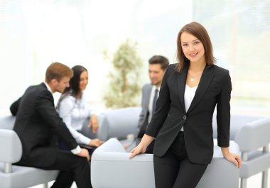 İş ekibi iş planlarını tartışıyor.