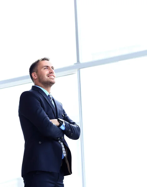 Felice uomo d'affari gioioso guardando al futuro — Foto Stock