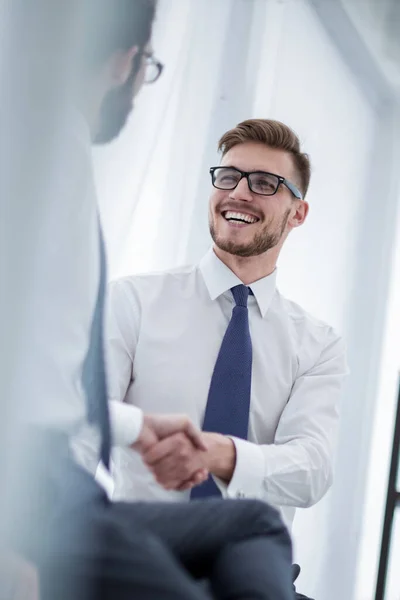 Close up. Welcome handshake of the companys employees — стоковое фото