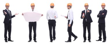 Tam gelişim içinde. Becerikli mühendis mimar beyaza izole edilmiş.