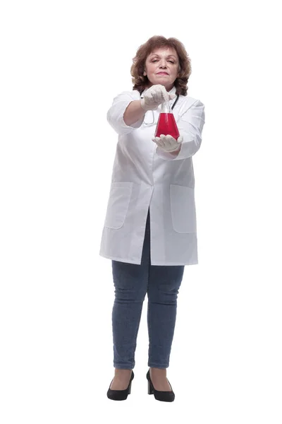Tam gelişim. Bir kadın terapist laboratuvar şişesi tutuyor. — Stok fotoğraf