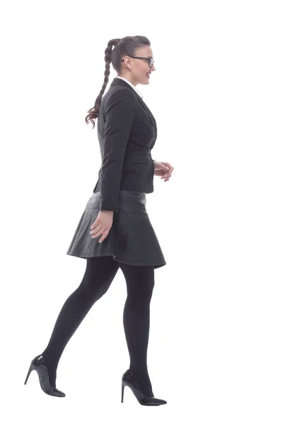 In full growth. smiling businesswoman confidently striding forward — Stock Photo, Image