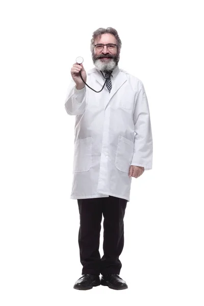 Usmívající se lékař terapeut je připraven pracovat. izolované na bílém — Stock fotografie