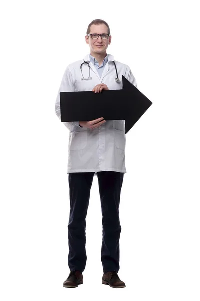 Ειδικευμένος γιατρός που δείχνει προς τη σωστή κατεύθυνση. απομονωμένο σε λευκό — Φωτογραφία Αρχείου