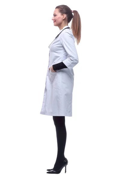 Seitenansicht. junge Ärztin blickt auf einen weißen Bildschirm. — Stockfoto