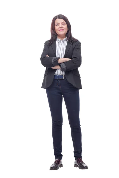 Retrato de una mujer adulta media feliz sonriendo con los brazos cruzados —  Fotos de Stock