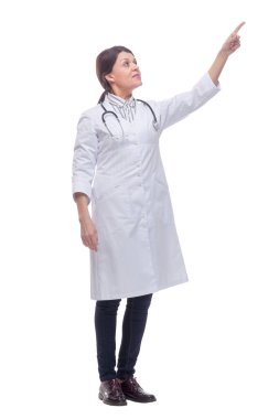 Çekici bir kadın doktor portresi ya da steteskoplu beyaz üniformalı hemşire.