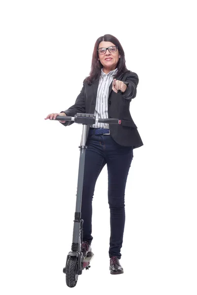 Happy beautiful woman standing near kick scooter — Stock Photo, Image