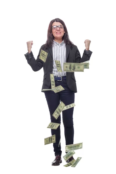 Ευτυχισμένη μελαχρινή γυναίκα με γυαλιά και τυχερά λεφτά - δολάρια πέφτουν σαν βροχή — Φωτογραφία Αρχείου