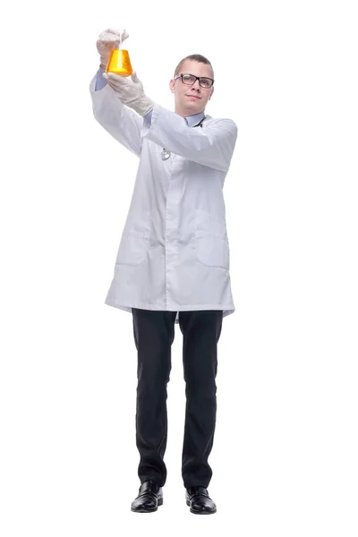Sebevědomý lékař nosí unifrom a brýle drží kádinky — Stock fotografie
