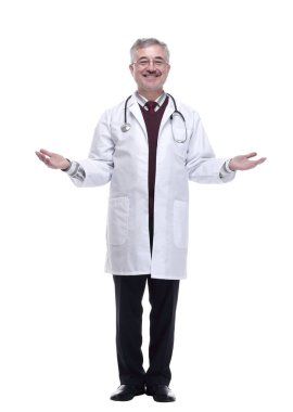 Steteskopla gülümseyen doktor seni işaret ediyor.