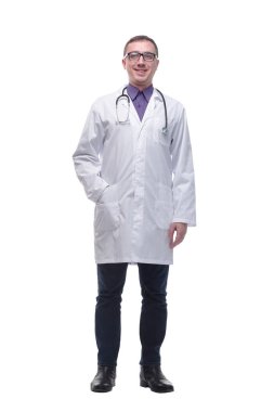 Doktor hoş bir jest yapıyor ve gülümsüyor.