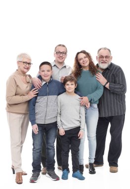 Tam gelişim. Mutlu büyük bir ailenin portresi..