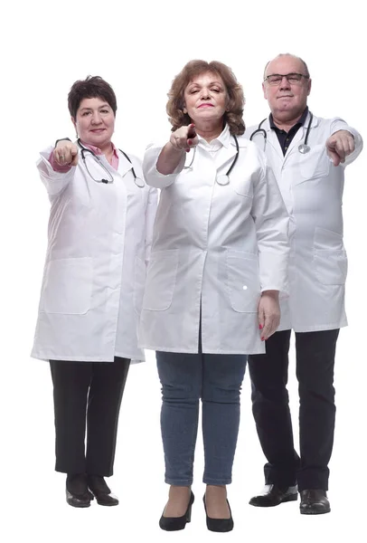 Em pleno crescimento. uma médica bem sucedida que está à frente de seus colegas. — Fotografia de Stock