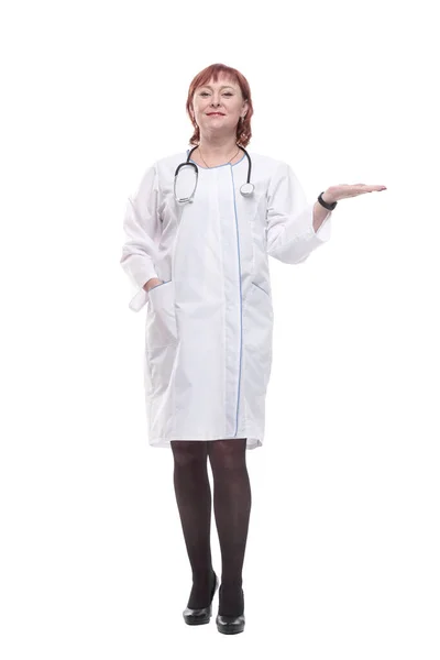 In piena crescita. medico femminile di successo con uno stetoscopio. — Foto Stock