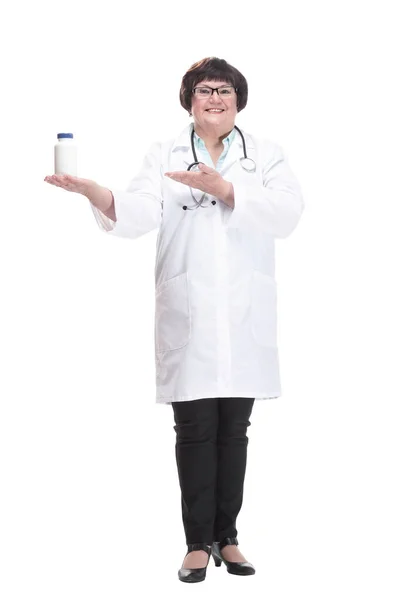 V plném růstu. senior female doctor with sanitizer in hand . — Stock fotografie