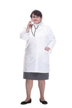 Tam gelişim. Yaşlı kadın elinde steteskop olan bir doktor..