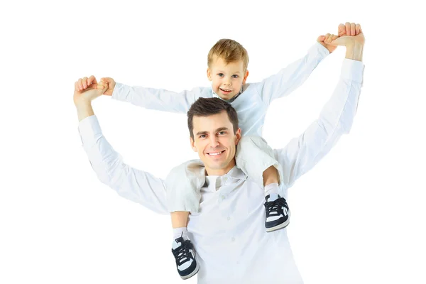 Dad holding his son on his shoulders, his arms outstretched — Stock Photo, Image