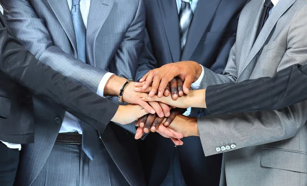 Ομάδα εργασίας έννοια. επιχειρηματίες που ενώνει τα χέρια. — Φωτογραφία Αρχείου