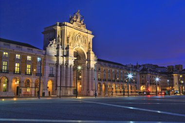 Praça do Comercio veya Commerce Square şehirde bulunan 
