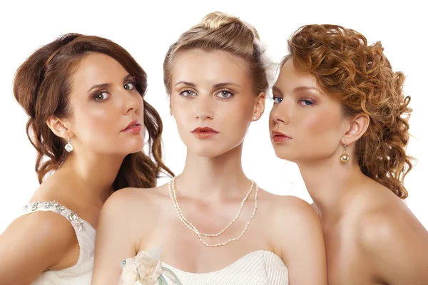 Portret van een drie mooie vrouw in bruiloft jurk geïsoleerd ov — Stockfoto