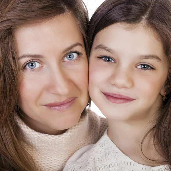 Beautifal little girl and happy mother — Stock Photo, Image