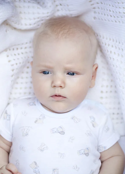Mignon bébé garçon de trois mois — Photo