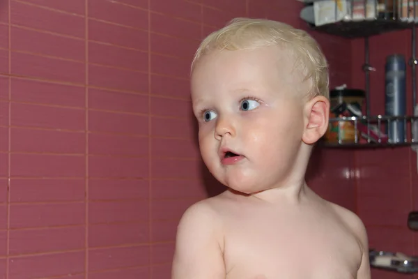 Blonde baby boy in bathroom — Stock Photo, Image