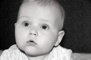 beş aylık erkek bebek 