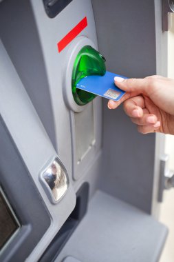 Atm den para almak