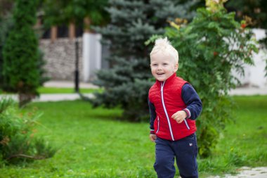 Sarışın bebek çocuk, kapatmak 