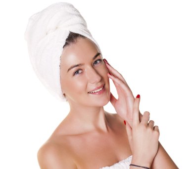 Beyaz bir arka plan üzerinde izole güzel mutlu Spa kız