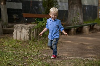 Sarışın bebek çocuk, kapatmak 