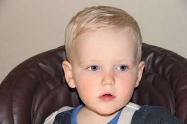 İki yıl bebek çocuk evde mama sandalyesi 