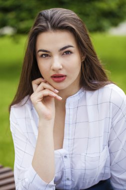 güzel genç mutlu kadın portresi 