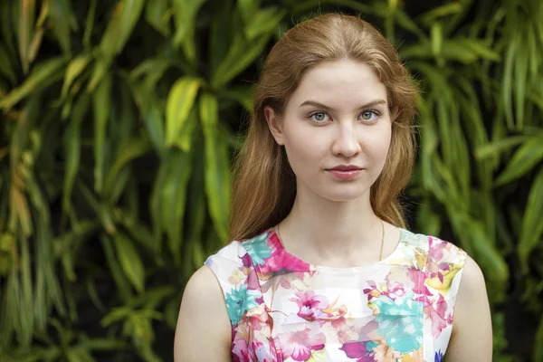 Portrait close up of young beautiful blonde woman — Stock Photo, Image