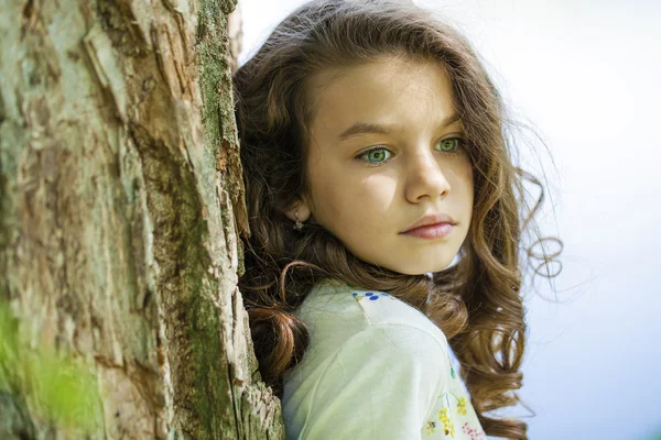 Portrait of a beautiful young little girl — Stock Photo, Image