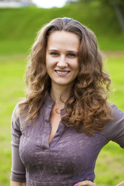 Portrait of beautiful young happy woman — Stock Photo, Image