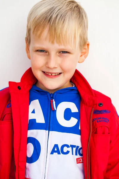 Portrait Little Boy White Wall — Stock Photo, Image