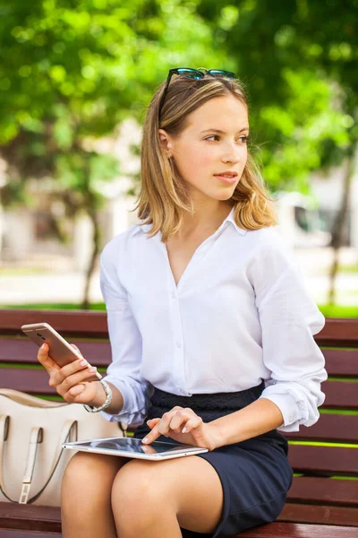 Blond Elegant Successful Business Girl White Shirt Touch Pad Break — Stock Photo, Image