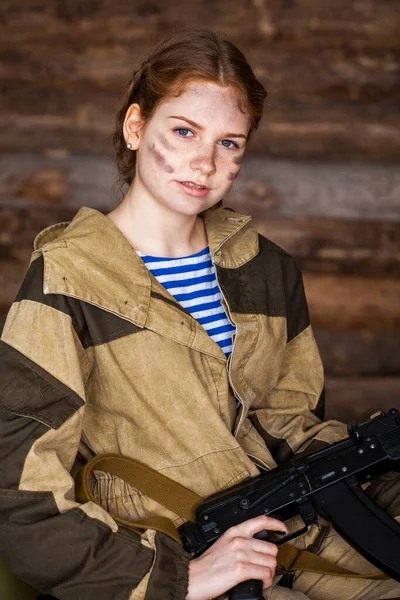 Joven Chica Hermosa Uniforme Militar Soviético — Foto de Stock