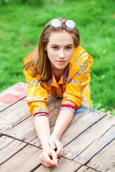 Close Portrait Teenage Girl Background Summer Park — Stock Photo, Image