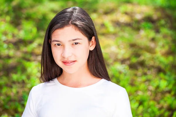 Portrait Young Beautiful Teenage Girl Summer Park — Stock Photo, Image