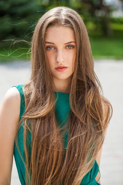 Close Portrait Young Beautiful Blonde Woman Summer Outdoors — Stock Photo, Image