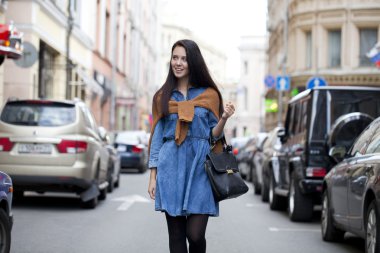 Genç güzel kadın.