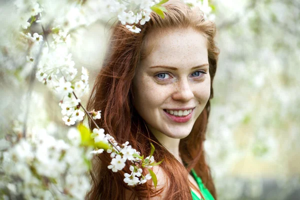 Romantic young woman portrait — Stock Photo, Image